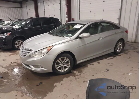 2013 Hyundai Sonata Gls z USA, uszkodzony, nr VIN 5NPEB4AC3DH717923